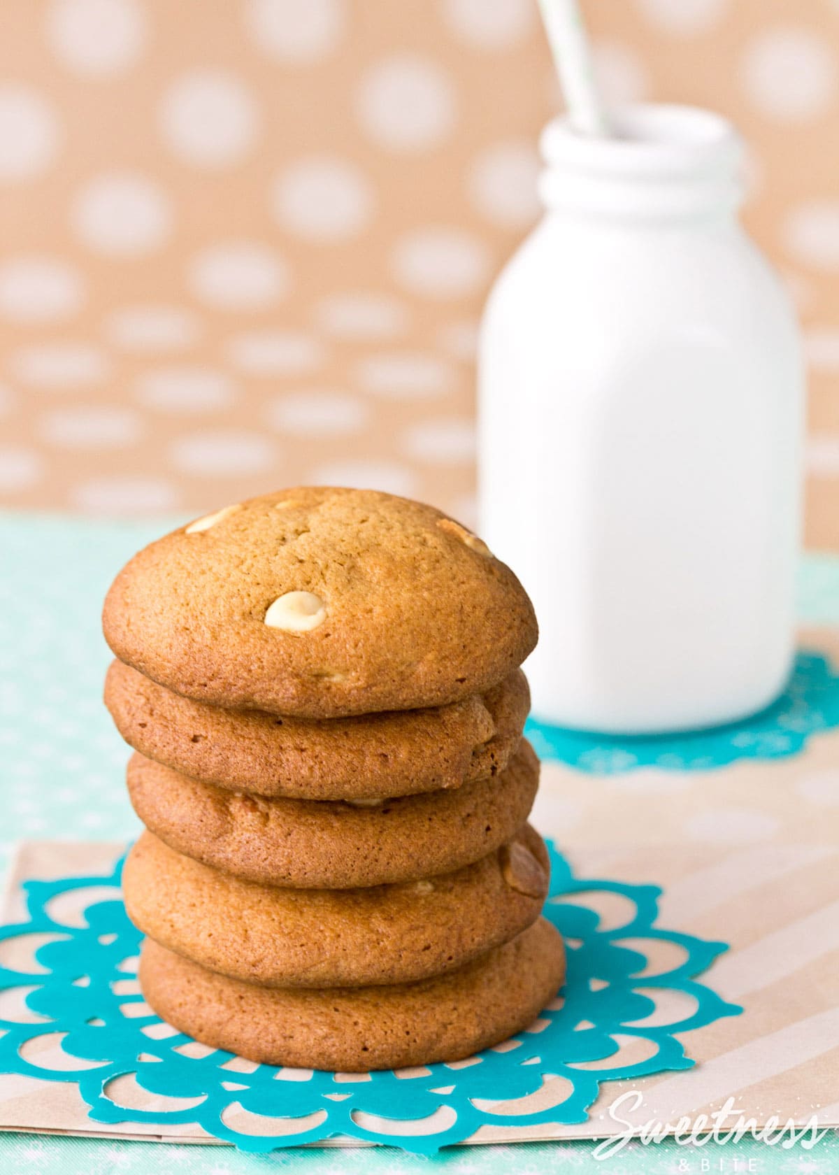 Caramel and White Chocolate Cookies ~Sweetness & Bite