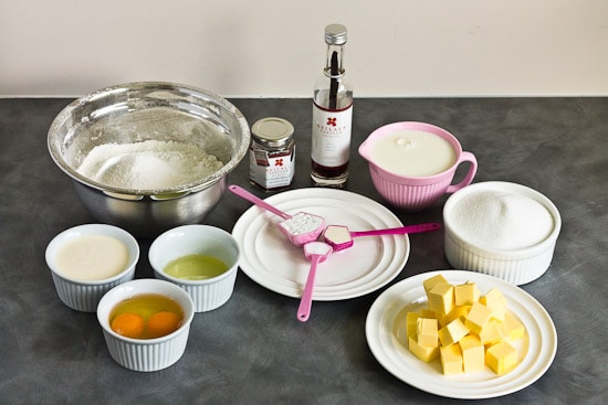 Gluten free vanilla cream cupcake ingredients